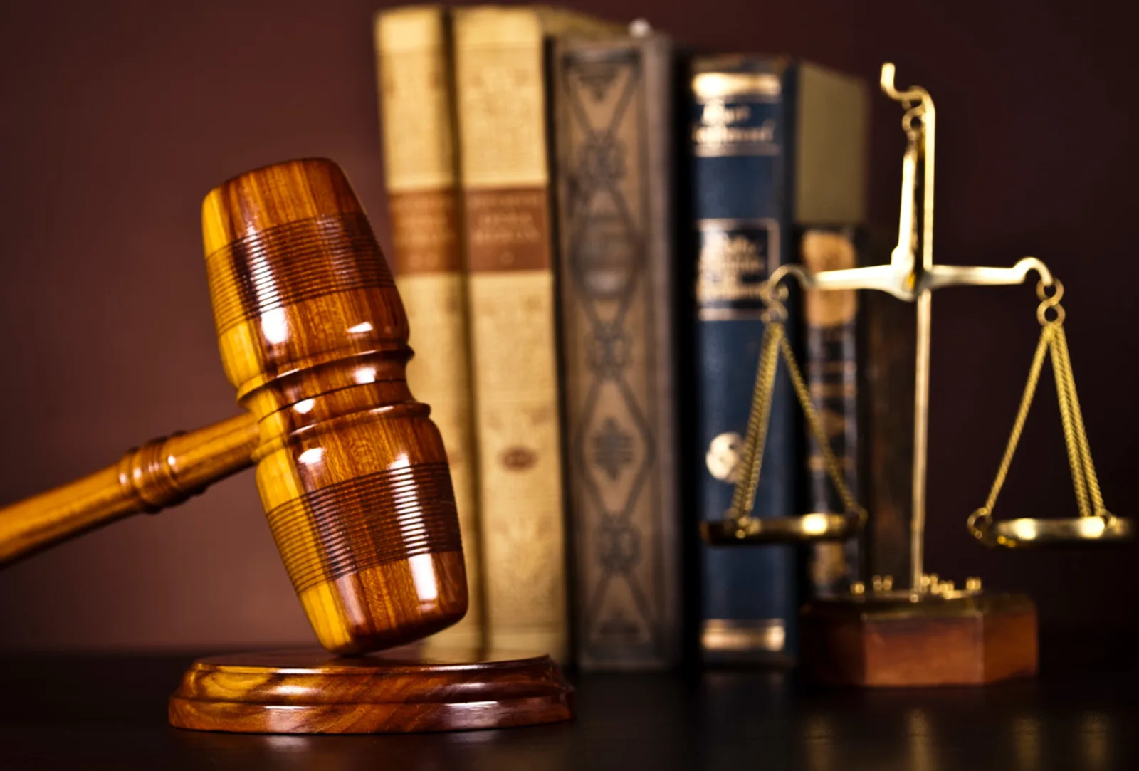 Perfil profesional en entorno de consultoria legal